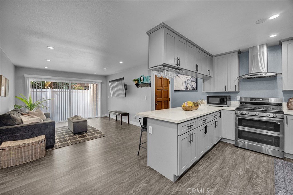 MLS #PW25201392 image #1