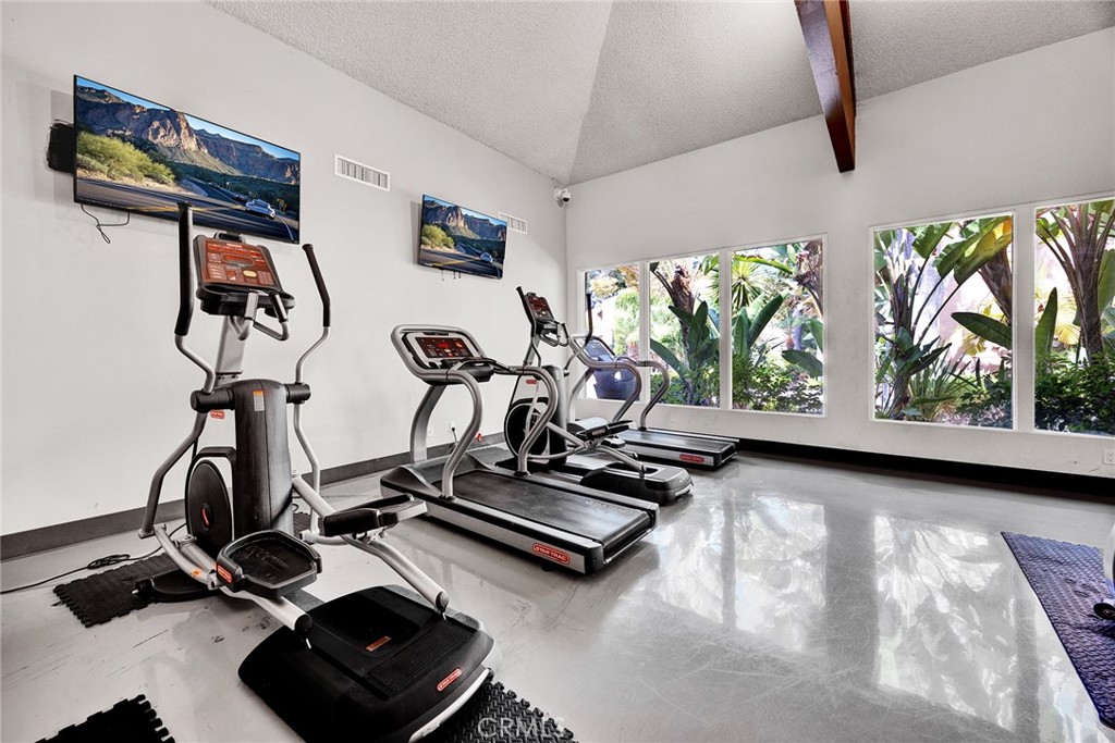 MLS #PW25201392 image #17