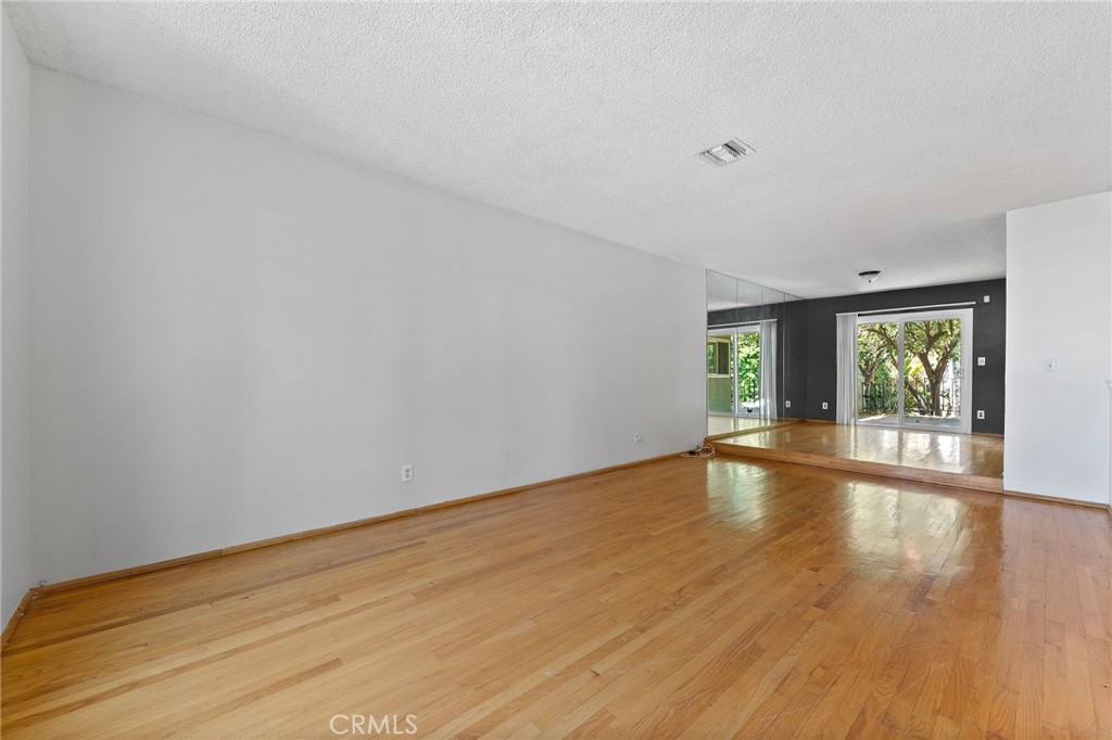 MLS #PW25208156 image #3