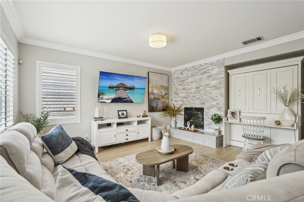 MLS #PW25210720 image #5