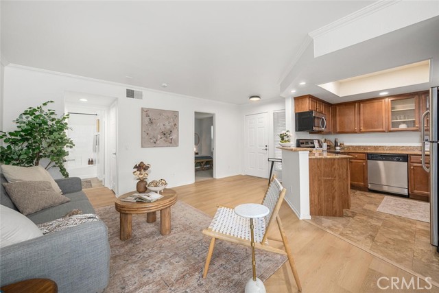 MLS #PW25214001 image #8