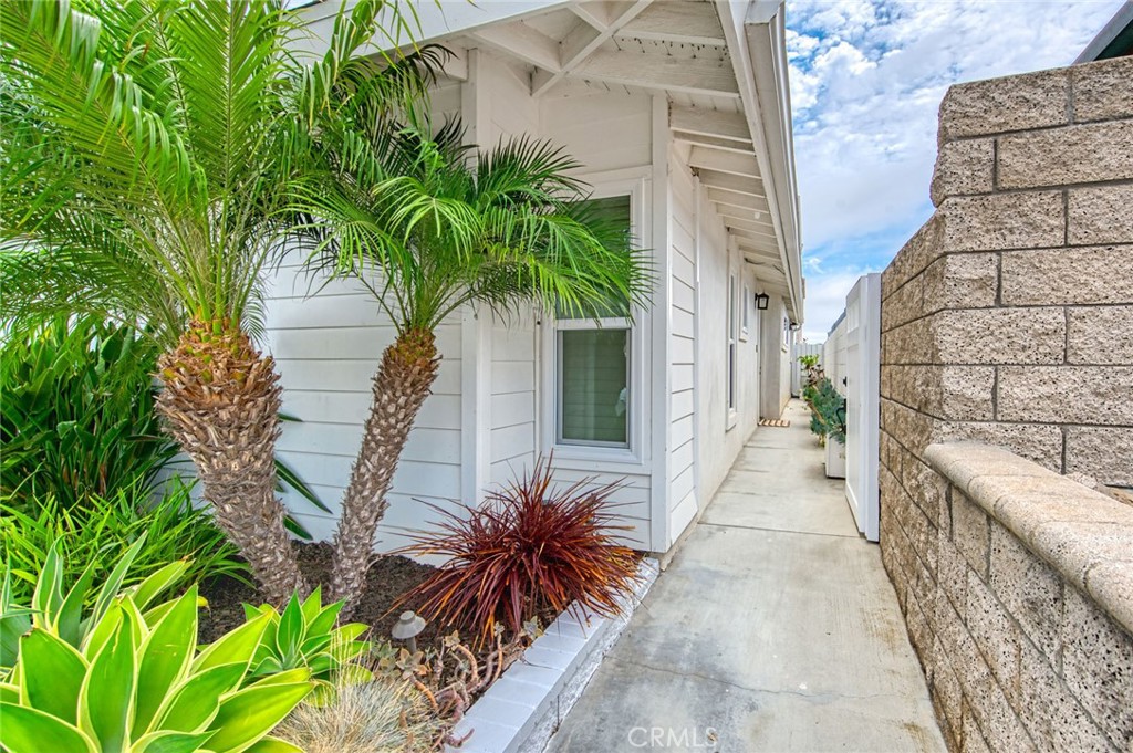 MLS #PW25214020 image #1