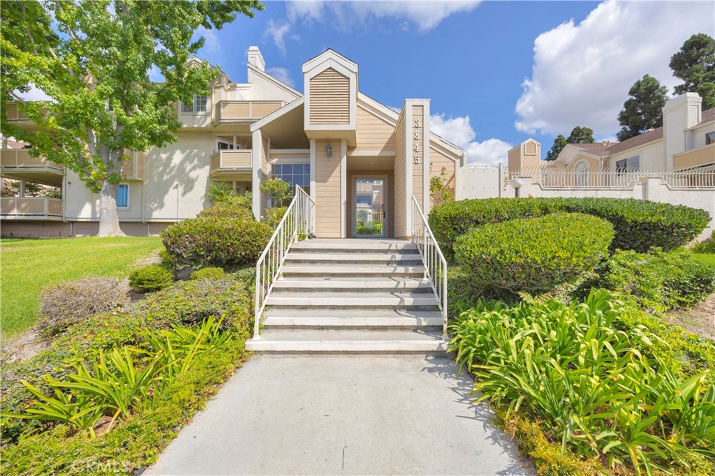 MLS #PW25214327 image #1