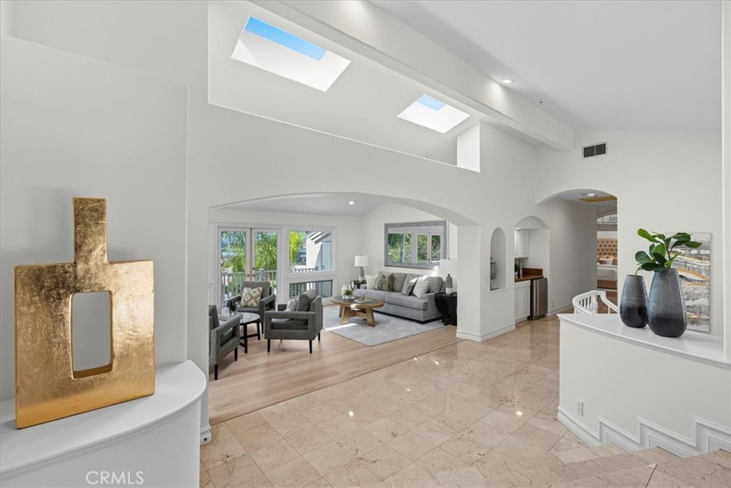 MLS #PW25214379 image #6