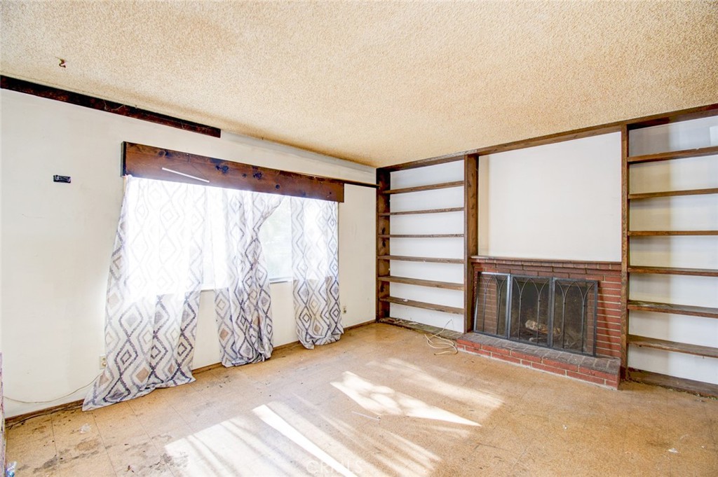 MLS #PW25215972 image #2