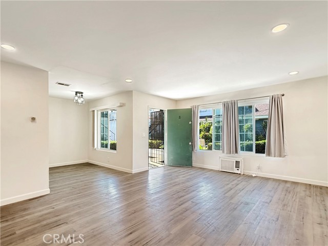 MLS #PW25216832 image #1