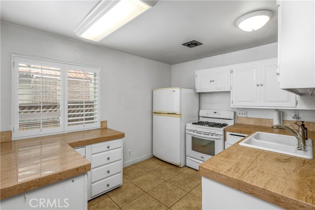 MLS #PW25217180 image #6