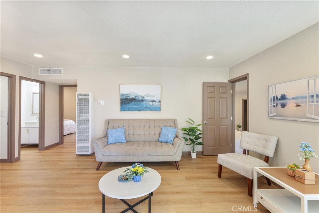 MLS #PW25218086 image #5