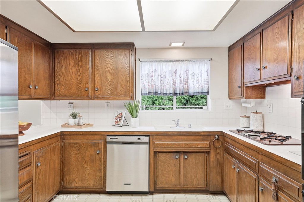 MLS #PW25218841 image #15