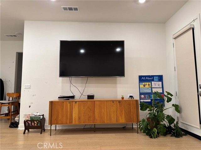 MLS #NP25242209 image #6