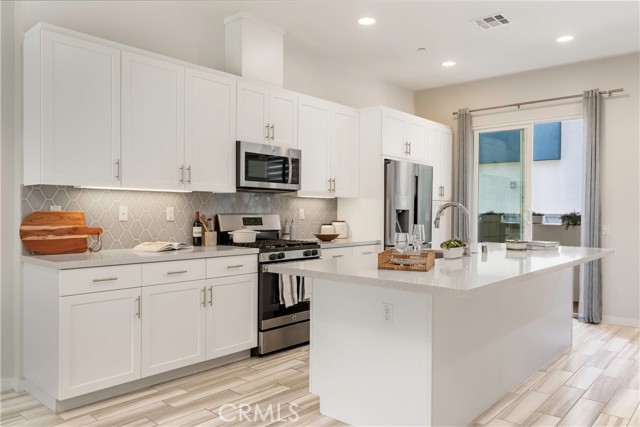 MLS #PW25219056 image #10