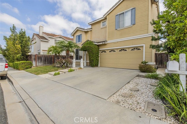 MLS #PW25219314 image #1