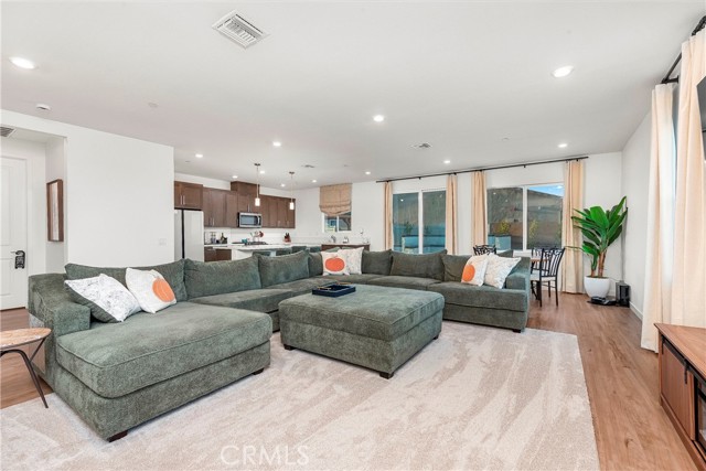 MLS #PW25219614 image #5