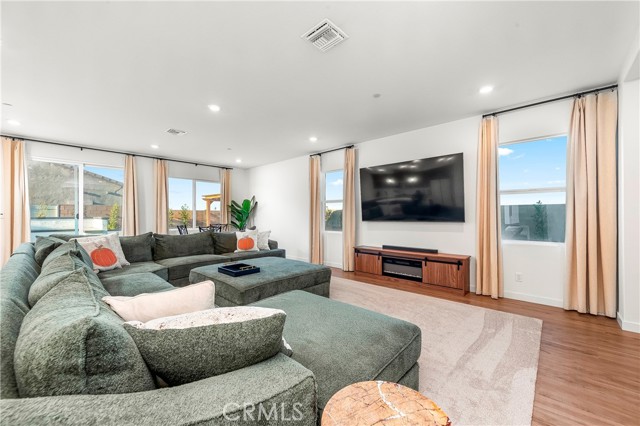 MLS #PW25219614 image #6