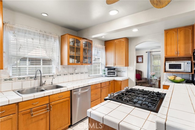 MLS #PW25220389 image #9