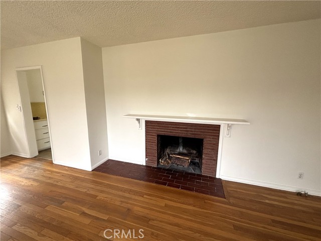 MLS #PW25220731 image #4