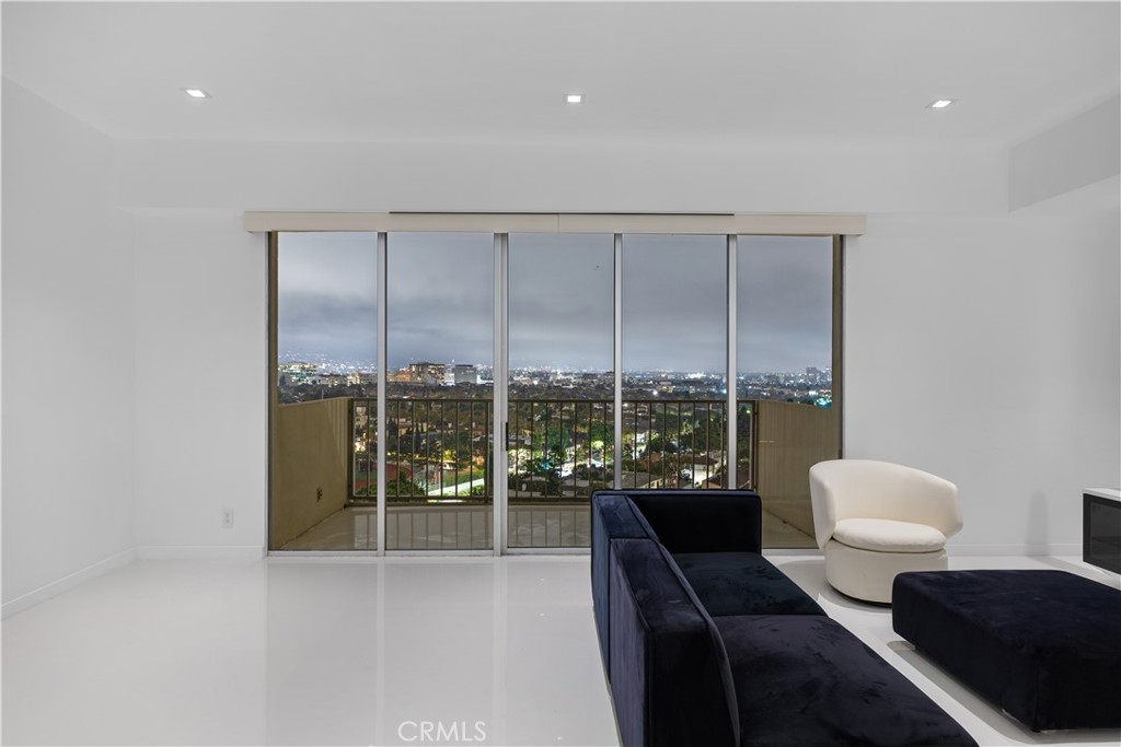 MLS #PW25221368 image #2