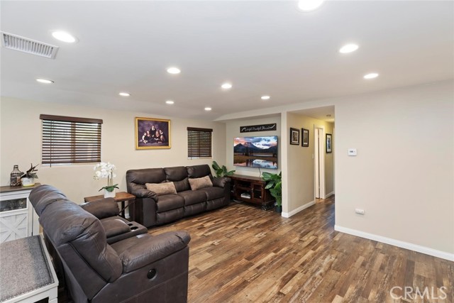 MLS #PW25221951 image #16