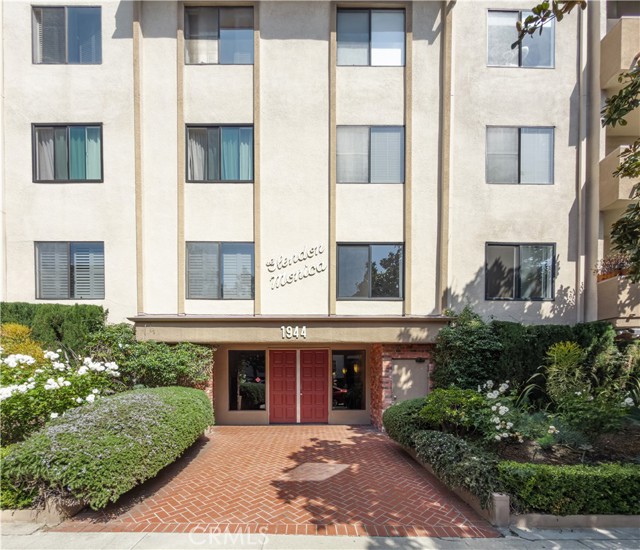 MLS #PW25222357 image #2