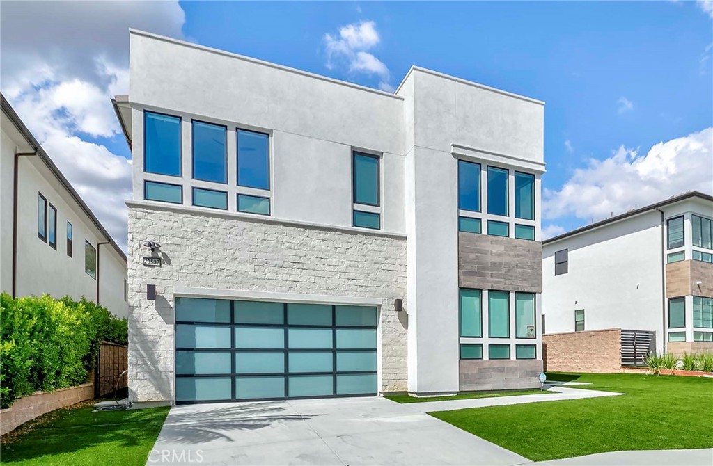 MLS #PW25222632 image #1