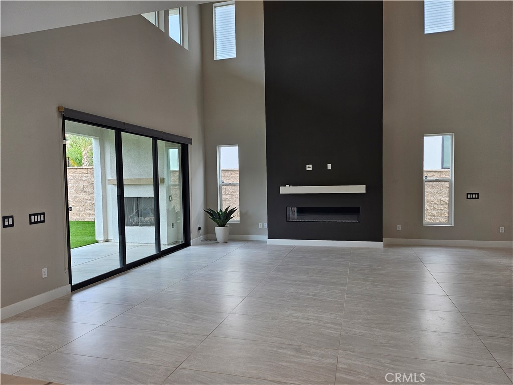 MLS #PW25222632 image #11