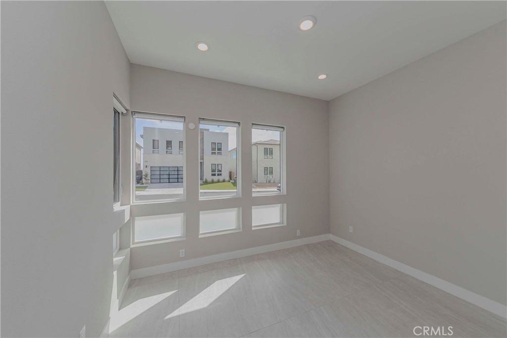 MLS #PW25222632 image #16