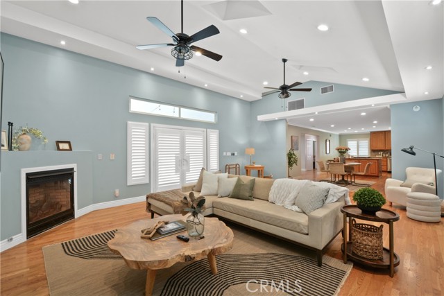 MLS #PW25223035 image #1