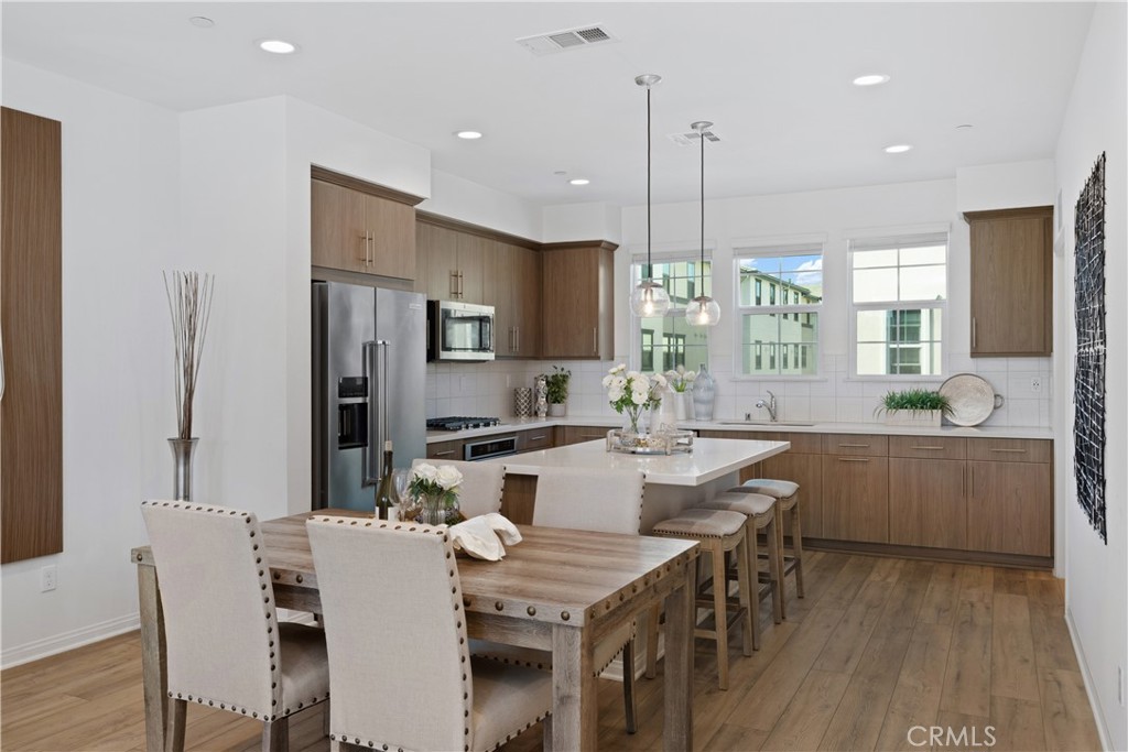 MLS #PW25223356 image #9