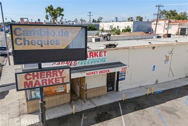 MLS #PW25223960 image #0
