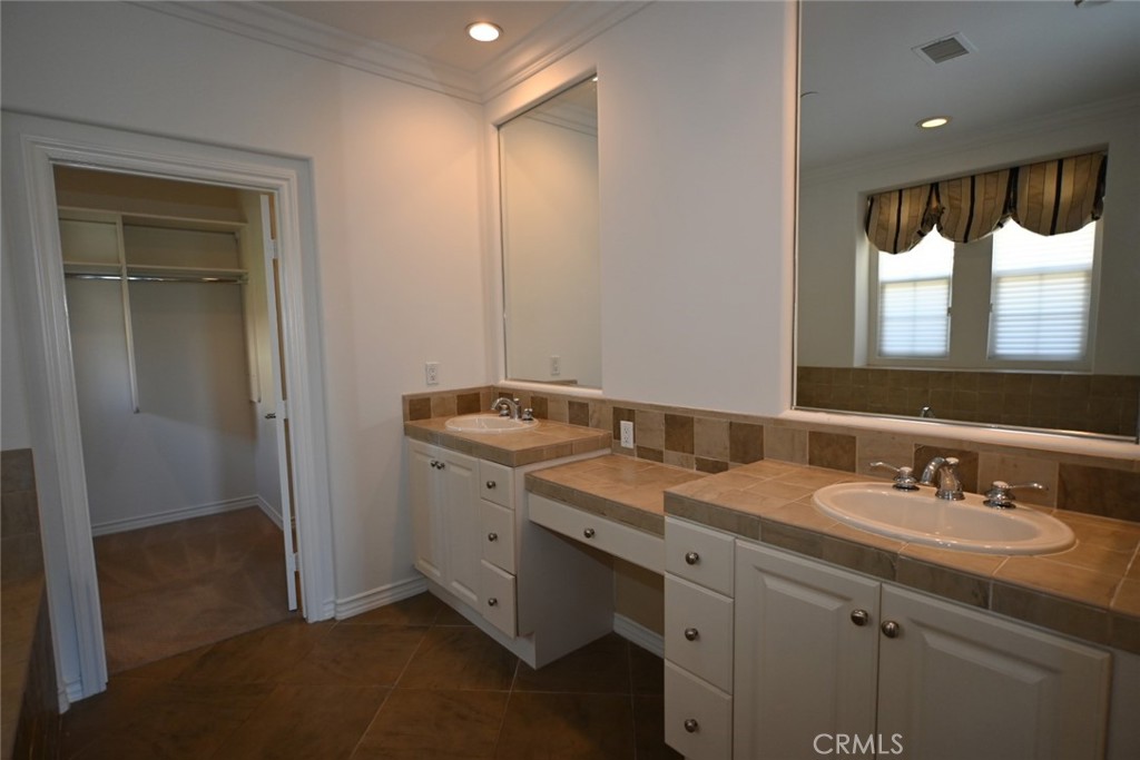 MLS #PW25225009 image #22