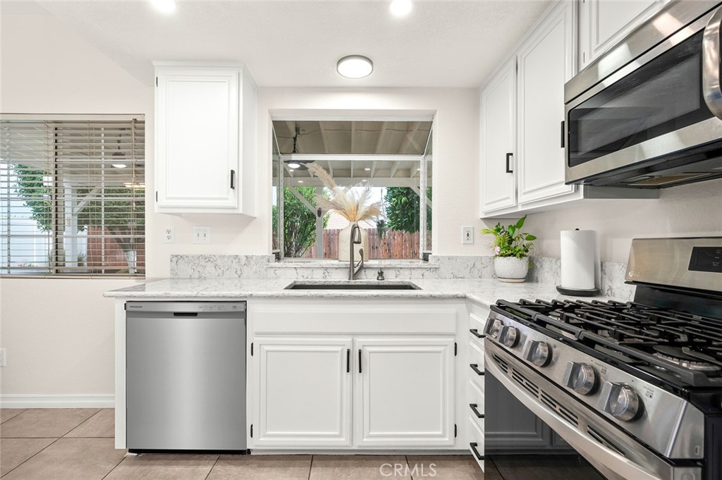 MLS #PW25225245 image #16