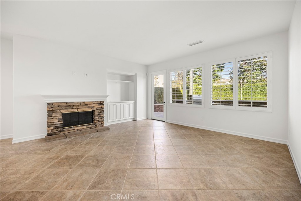 MLS #PW25225437 image #14