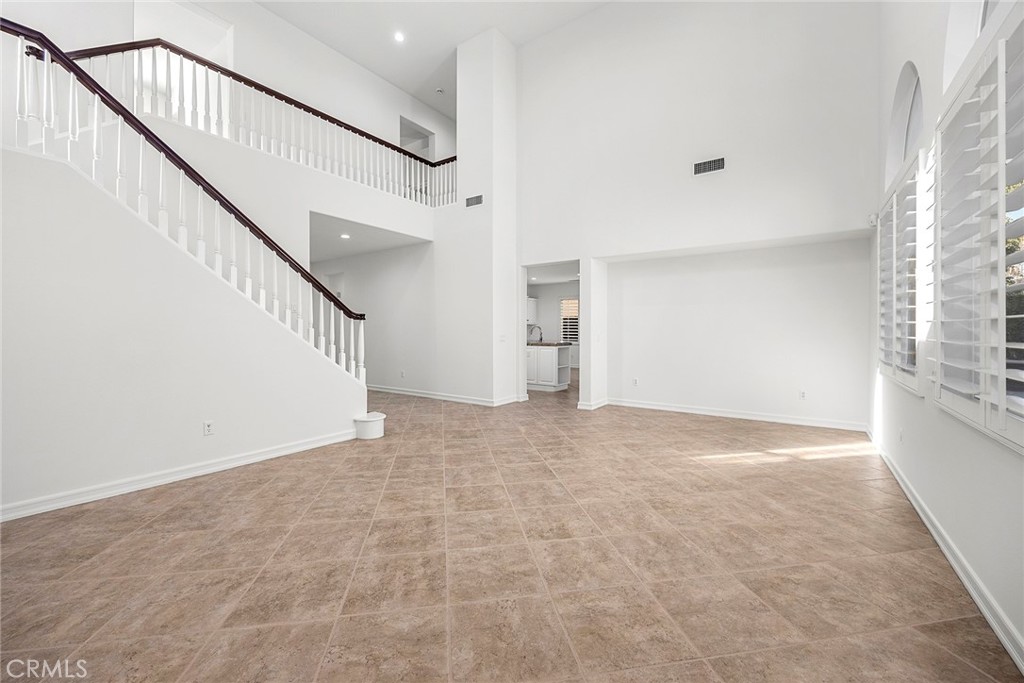 MLS #PW25225437 image #5