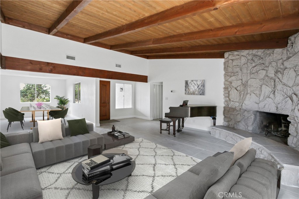 MLS #PW25225688 image #3