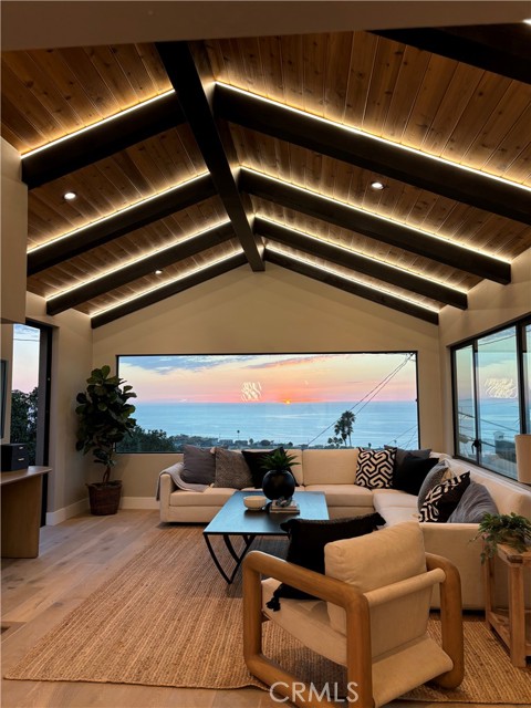 MLS #PW25225871 image #0