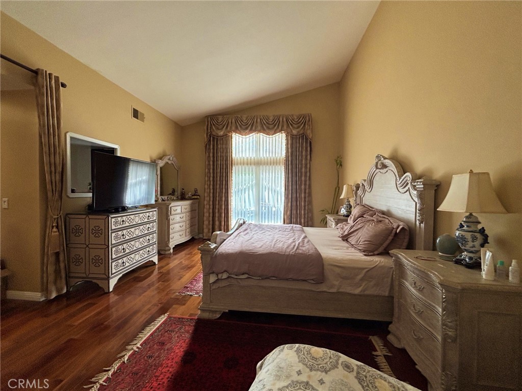 MLS #PW25225892 image #10