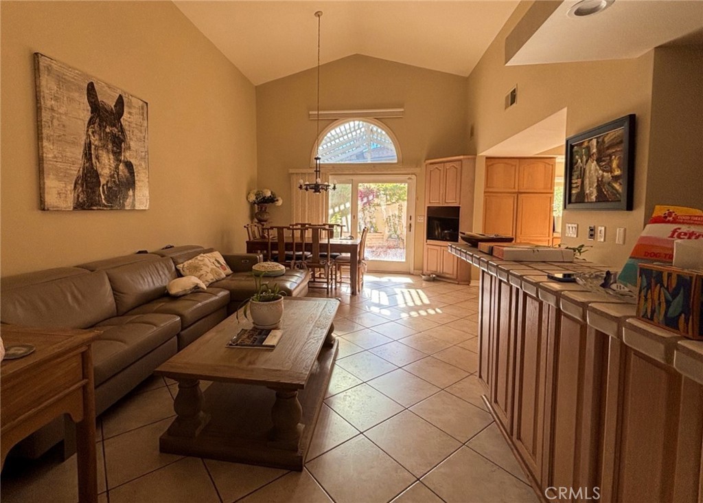 MLS #PW25225892 image #5