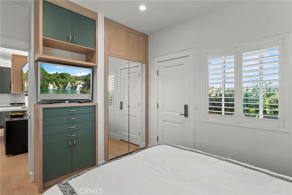 MLS #PW25225894 image #10