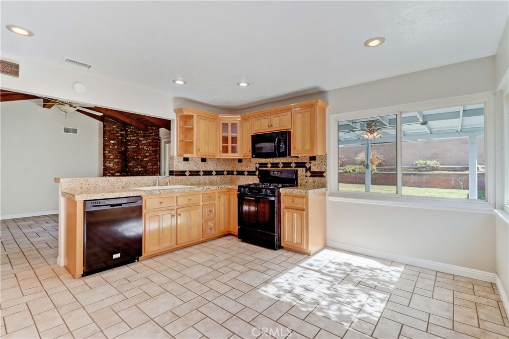 MLS #PW25226491 image #12