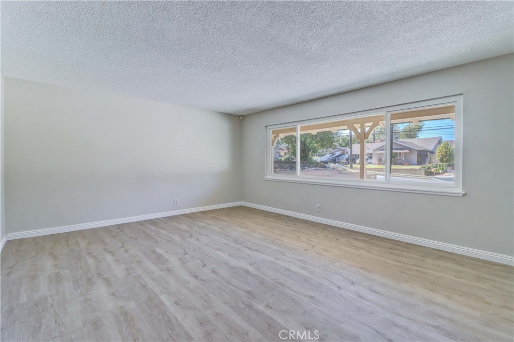 MLS #PW25226491 image #4