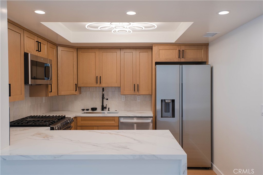 MLS #PW25227131 image #1