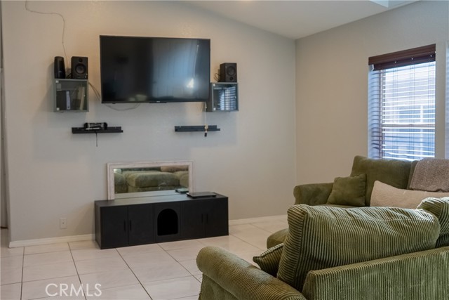 MLS #PW25227374 image #4