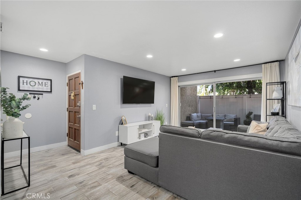 MLS #PW25228025 image #4