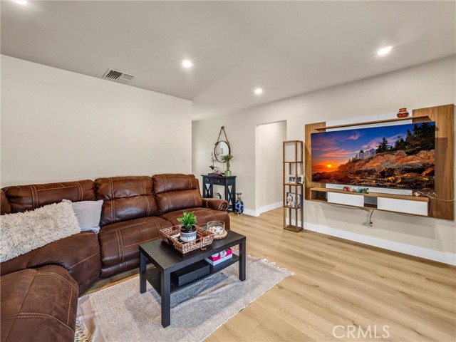 MLS #PW25228366 image #3