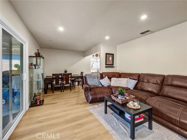 MLS #PW25228366 image #4