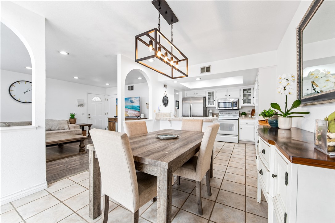 MLS #PW25229101 image #10