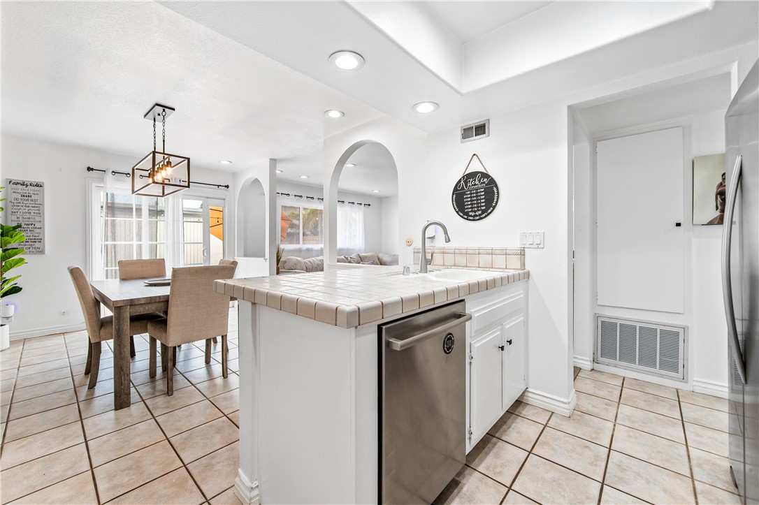 MLS #PW25229101 image #14