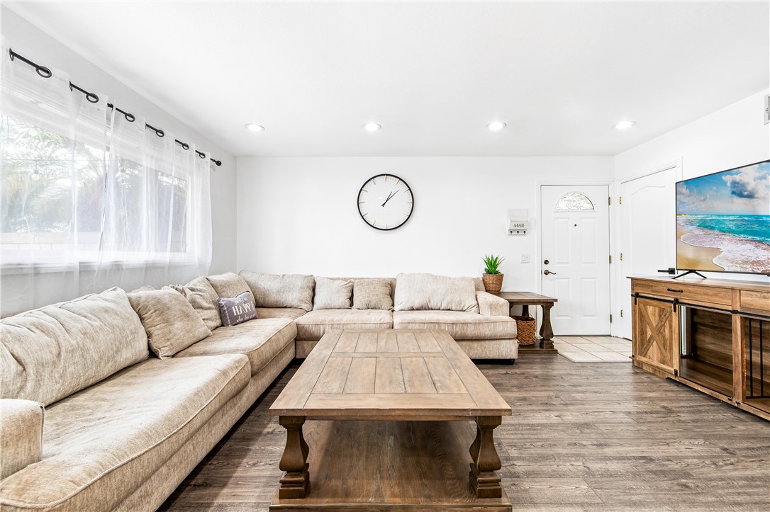 MLS #PW25229101 image #5