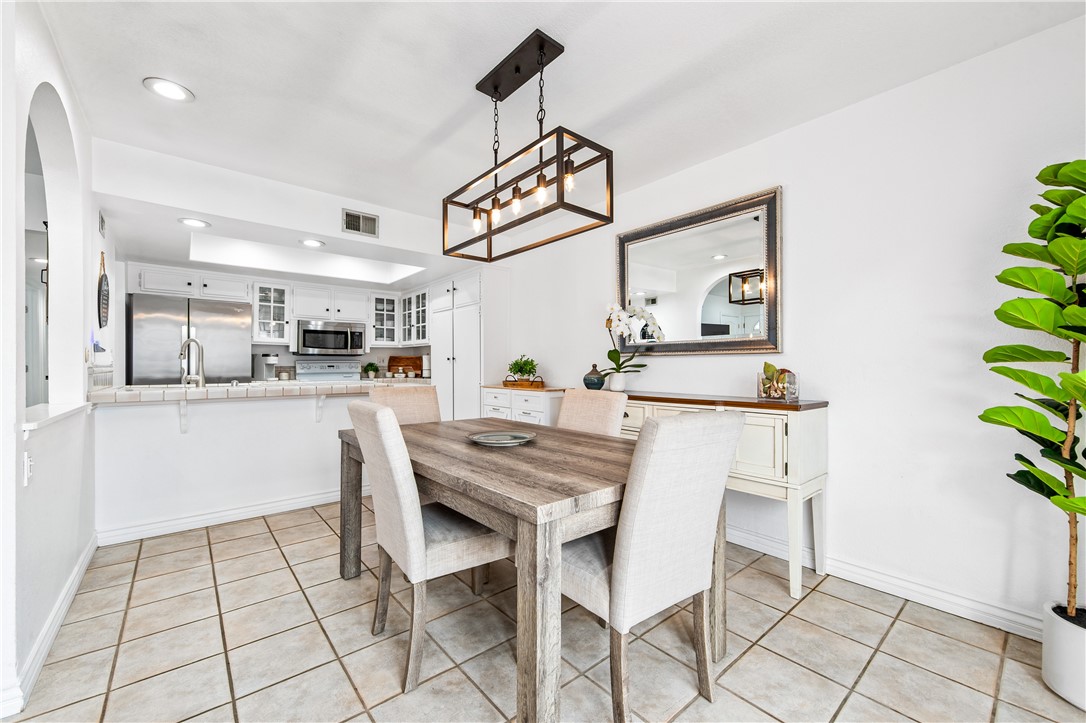 MLS #PW25229101 image #9