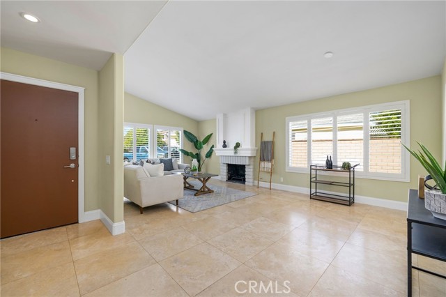 MLS #PW25229572 image #2